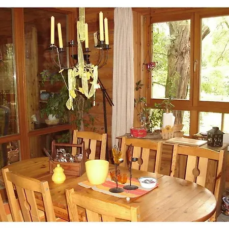 Holzhaus Am See